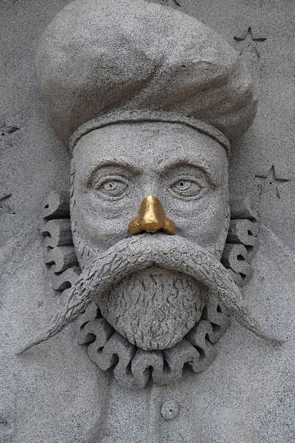 Statua di Ticho Brahe a Rostok