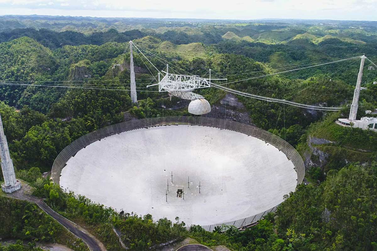 Arecibo Observatory nel perdiodo di funzionamento. Crediti Arecibo Observatory