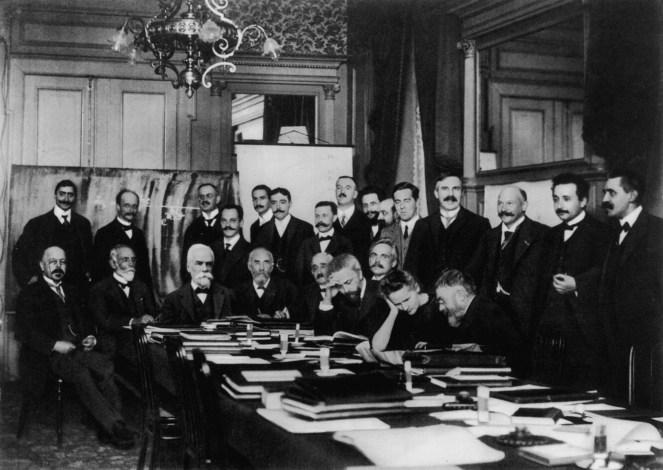 Conferenza di Solvey del 1911. Crediti Wikiwand.com